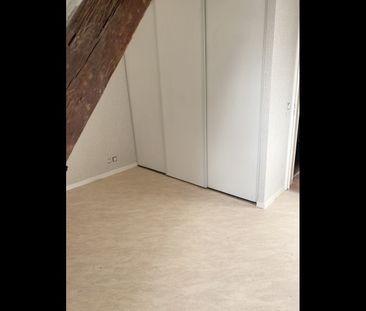 Location Appartement 2 pièces 53 m² Saint-Gaultier - Photo 4