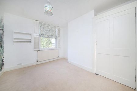 3 bedroom terraced house to rent - Photo 4