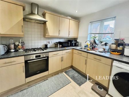 2 bedroom house to rent Embleton Way, Buckingham, MK18 - Photo 4