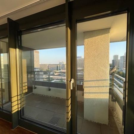 ÜBER DEN DÄCHEN VON FRANKFURT - SKY-APPARTEMENT - Photo 3