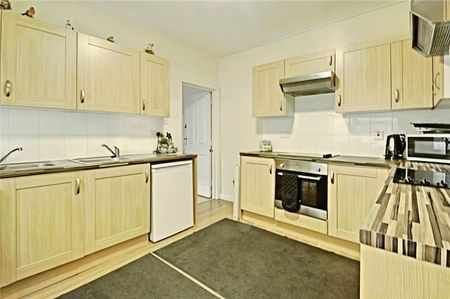 1 Bedroom Flat/Apartment to rent - Photo 4