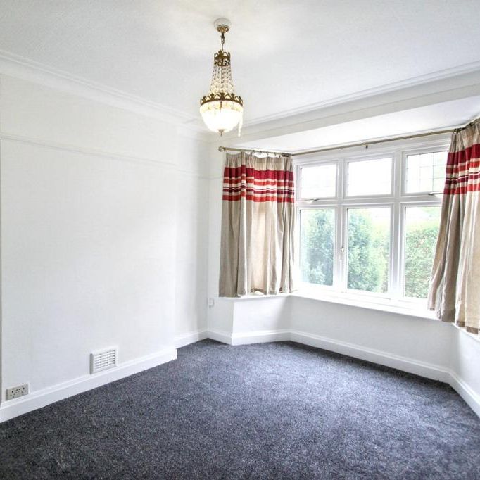 4 bedroom semi-detached house to rent - Photo 1