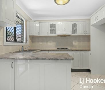 Modern and Convenient Home - Photo 4