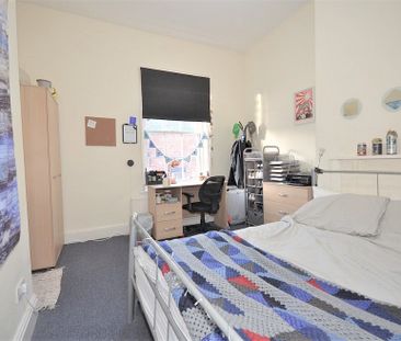 1, Peel Terrace, Broomhall, Sheffield, S10 2GU - Photo 2