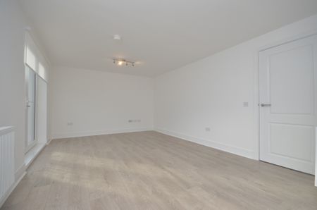 2 Castlegate Avenue - Photo 4