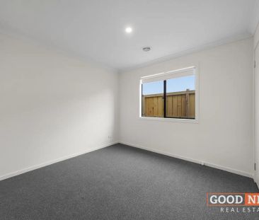 “Charming Brand New Family Home at Wyndham Vale” - Photo 5