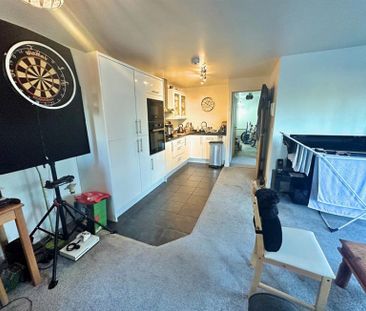 2 Bedroom Apartment To Let - Photo 5
