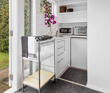 Clean,cozy, convenient! - Photo 4