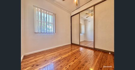 Comfortable 3-Bedroom Home with Timber Floors & Large Yard... - Photo 5