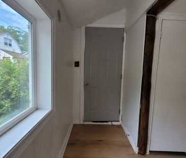 For Lease - 23 Glen Street, Wasaga Beach, Ontario - Photo 6