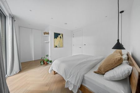 3 bedroom flat to rent - Photo 5