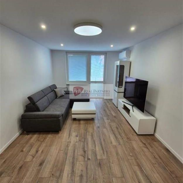 REB.SK Prenájom 2-izbového bytu Bratislava II, Ružinov - Fotografia 1