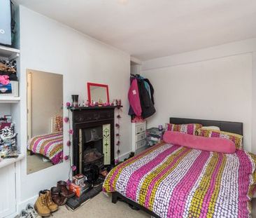 4 bedroom house to rent - Photo 2