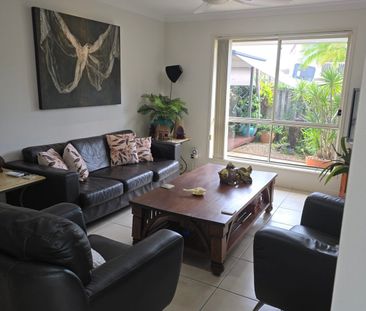 Shared Safe Funished Home Near Bustop - Photo 1