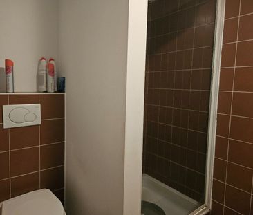 Rustig gelegen studio met ruim terras te St.-Jozef-Olen ! - Photo 4