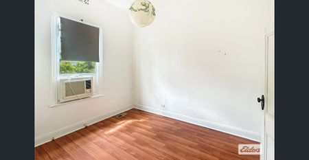 THREE BEDROOM CLOSE TO SCHOOLS AND DAYCARE - Photo 3