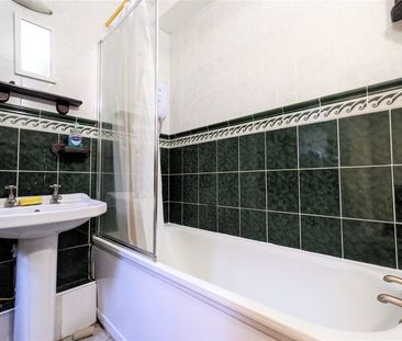 6 bedroom house to rent - Photo 3