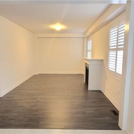 For Lease - 9275 White Oak Avenue Unit# Upper, Niagara Falls, Ontario - Photo 1