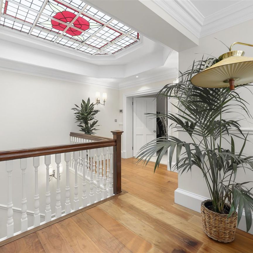 4 bed apartment to rent in Mount Street, London, W1K - Photo 1
