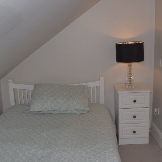 Room for rent in charming 5-bedroom house, Drumcondra Dublin - Photo 1