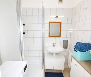 Gesamte Hofhaus Etage mit 20m2 Eigengarten, 2,5 Schlafzimmern, Park... - Photo 3