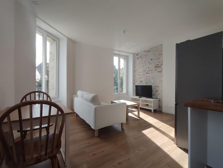 Location Appartement 2 pièces 36m² ROSPORDEN 29140 - Photo 2