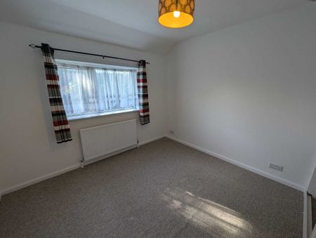 Pilkington Close, Bristol - Photo 4