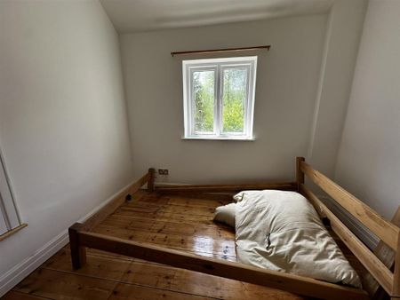 Blackawton - Photo 5