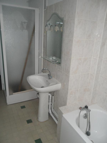 A LOUER - Quartier Maluettes - T3 de 63.50m² avec garage, balcon et cave - Photo 5