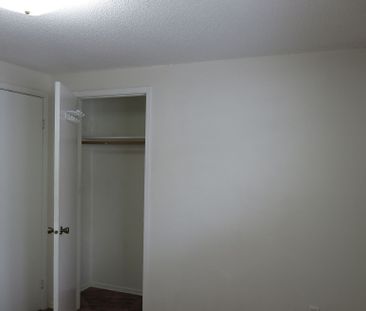 For Lease - 18 Pickard Lane, Brampton, Ontario - Photo 4