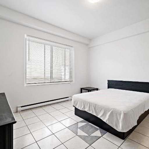 STUDIO SPACIEUX AVEC VUE SUR UN LUXURIANT JARDIN PRIVÉ RENOVE - Photo 1