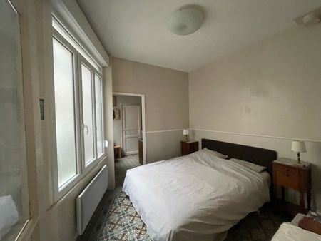T2 MEUBLE de 45.05 m², rue Frédéric Mottez réf G442-1 - Photo 3