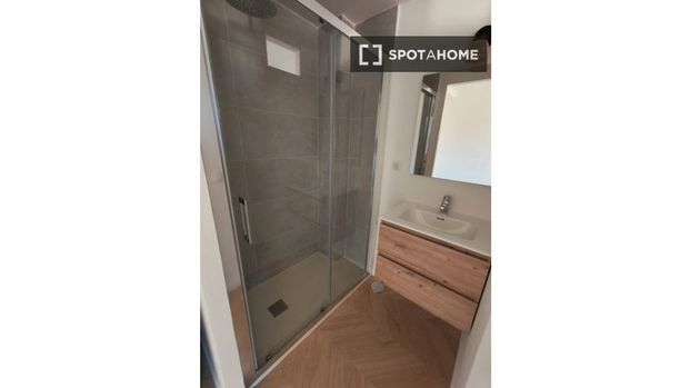 4 room luxury Apartment for rent in Valencia - Photo 1