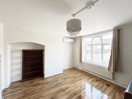 2 bedroom terraced house to rent - Photo 3