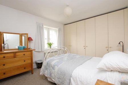 1 bedroom cottage to rent - Photo 2