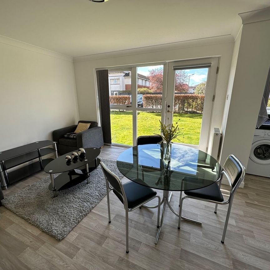 2 Bed Flat, Blanefield Gardens, G13 - Photo 1
