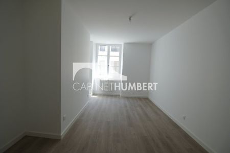 Location Appartement 3 pièces 78m² ST ETIENNE 42000 - Photo 5