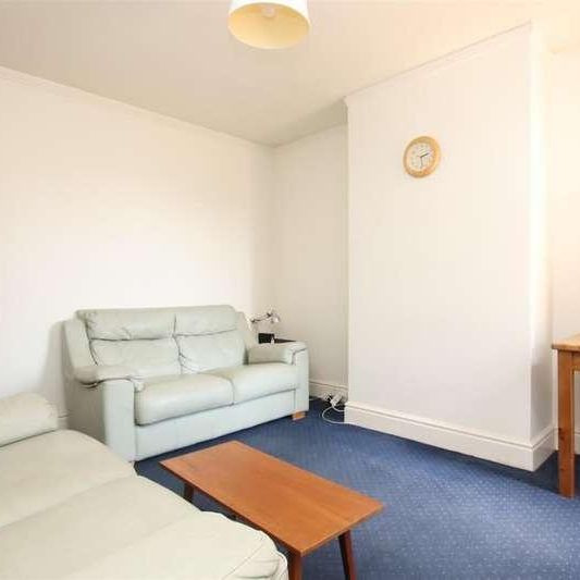 Coronation Avenue, Bath, BA2 - Photo 1