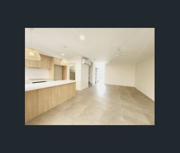 6/18 Careel Close, Helensvale, Qld 4212 - Photo 3