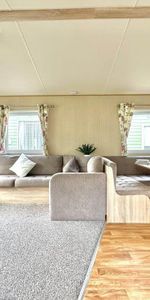 3 bedroom park home to rent - Photo 4