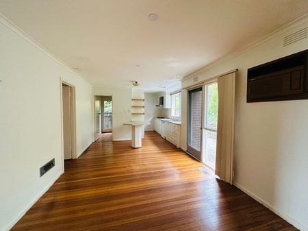 Central to all - Photo 5