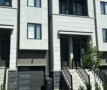 For Lease - 4 Heathrow Lane, Caledon, Ontario - Photo 1