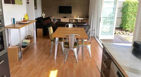 Modern Garden Apartment with Covered Deck - Photo 4