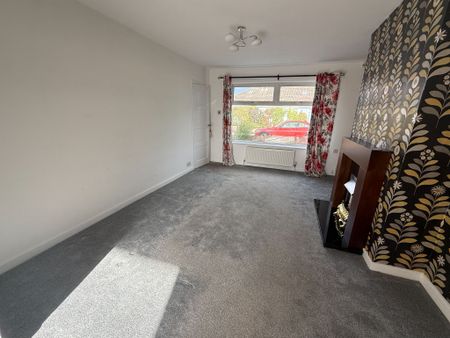 3 bedroom semi-detached bungalow To Let in Preston - Photo 5