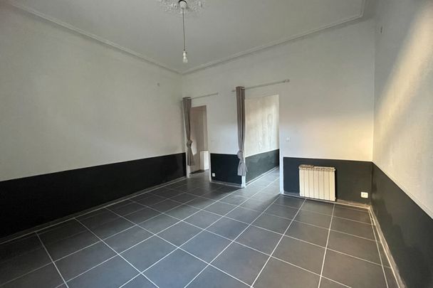 CABANNES CENTRE APPARTEMENT 2 PIECES AVEC TERRASSE EN RDC - Photo 1