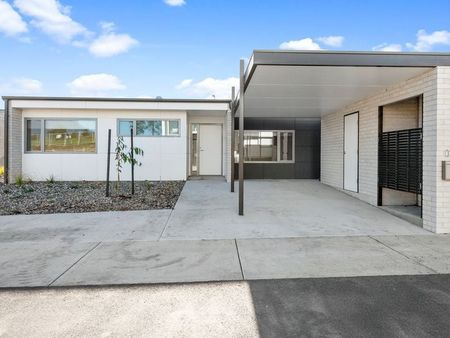 Modern Comfort in a Convenient Location - Photo 5