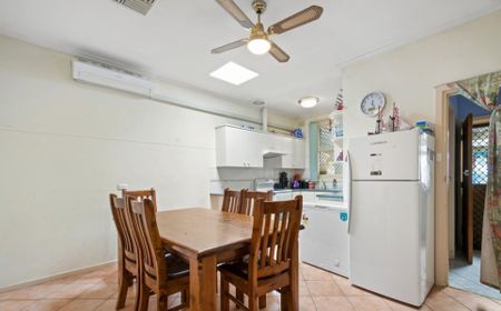 Neatly Presented Family Home in Convenient Location - Photo 2
