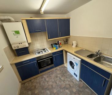 2 Bedroom Property To Rent - Photo 4