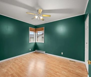 2775 B Myra Place - Upper - Photo 5