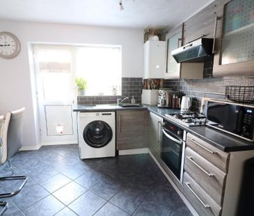 2 bedroom terraced house to rent - Photo 6
